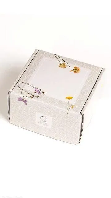 Lavender Spa & Beauty Gift Set - 6 Products in box